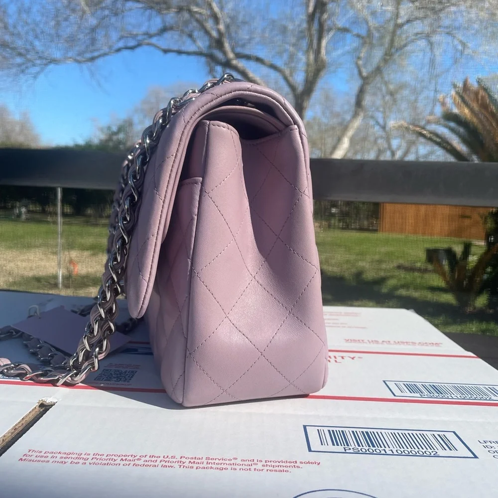 💜💜Chanel Mauve Classic Double Flap Jumbo Bag - Picture 3 of 11